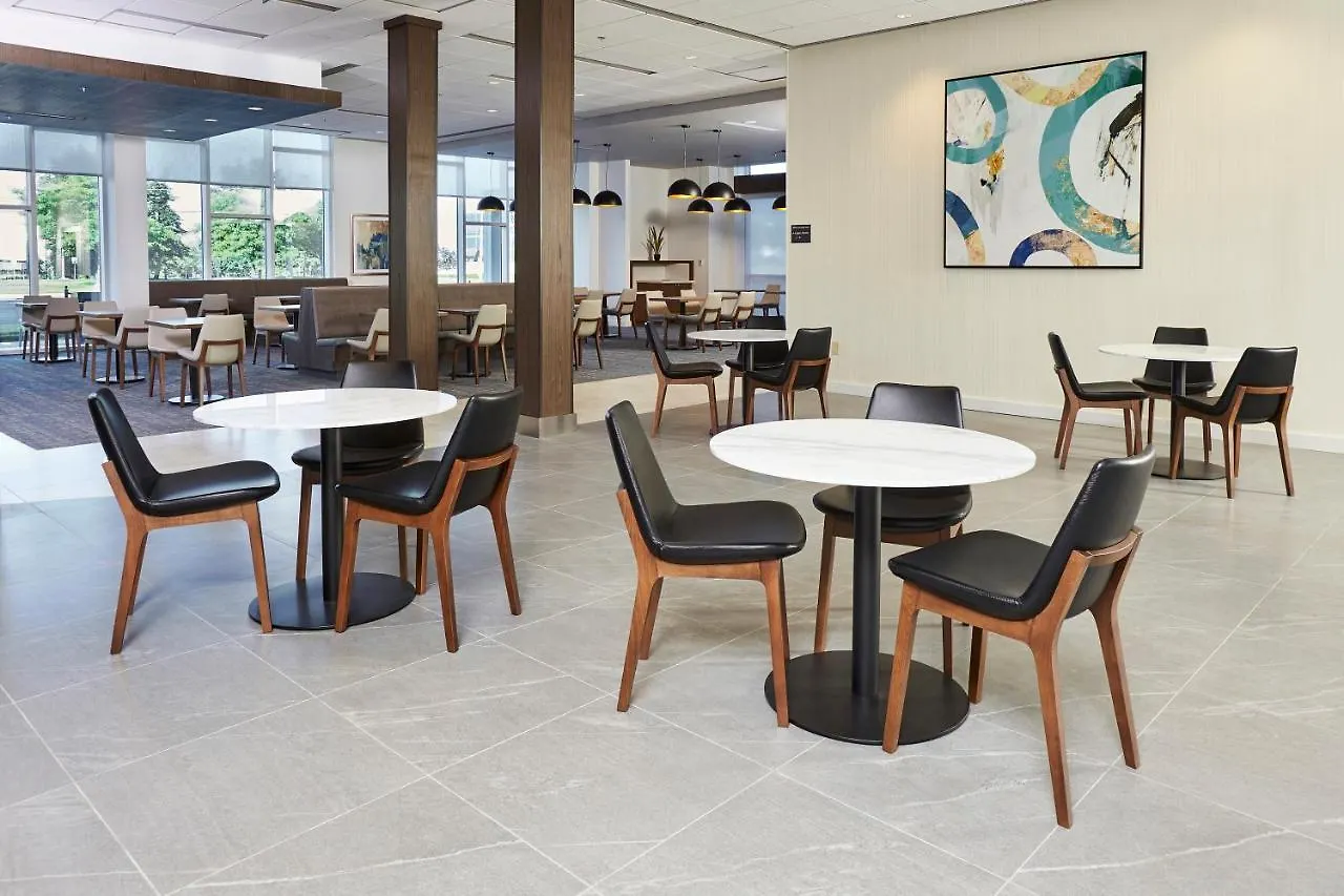 Hyatt Place Toronto/Mississauga Centre 4*, Mississauga